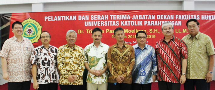 Serah Terima Jabatan Dekan Fakultas Hukum